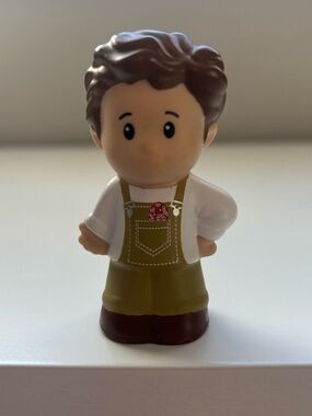 Little people farmer Jed